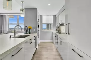 1155 Brickell Bay Dr, Miami, FL 33131 - Photo 5