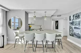 1155 Brickell Bay Dr, Miami, FL 33131 - Photo 9