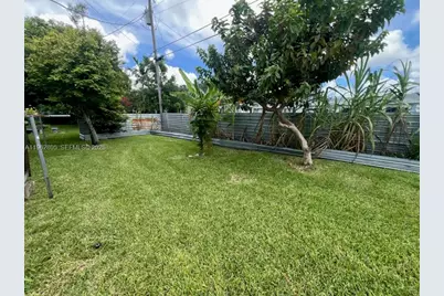 1260 NE 200th Ter, Miami, FL 33179 - Photo 51
