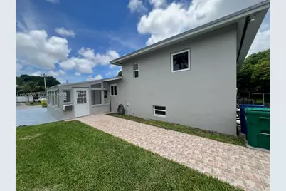 1260 NE 200th Ter, Miami, FL 33179 - Photo 53