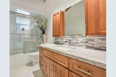 413 Leslie Dr, Hallandale Beach, FL 33009 - Photo 19