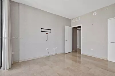 88 SW 7th St #2402, Miami, FL 33130 - Photo 23