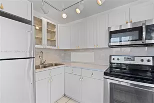 505 NW 177th St, Miami Gardens, FL 33169 - Photo 7