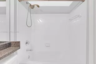 2586 Centergate Dr, Miramar, FL 33025 - Photo 23