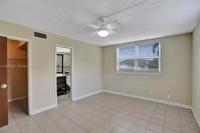 3051 NW 46th Ave #101, Lauderdale Lakes, FL 33313 - Photo 13