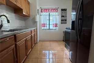 2460 NW 33rd St, Miami, FL 33142 - Photo 15