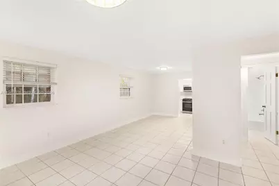 6365 SW 33rd St, Miami, FL 33155 - Photo 5