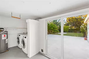 6365 SW 33rd St, Miami, FL 33155 - Photo 33