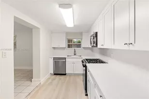 6365 SW 33rd St, Miami, FL 33155 - Photo 11