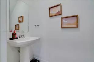 646 SW 12th St, Florida City, FL 33034 - Photo 15