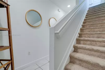 646 SW 12th St, Florida City, FL 33034 - Photo 17