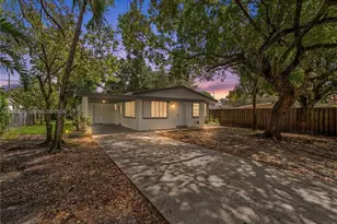 1709 N 59th Terrace, Hollywood, FL 33021 - Photo 1