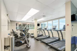 19201 Collins Ave, Sunny Isles Beach, FL 33160 - Photo 13