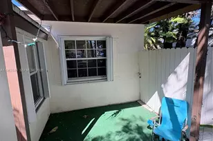 1655 NE 175th St, North Miami Beach, FL 33162 - Photo 25