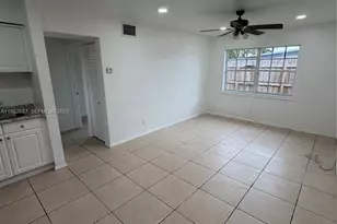 830 SW 6th St, Hallandale Beach, FL 33009 - Photo 3