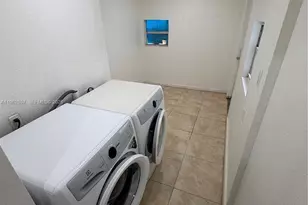 830 SW 6th St, Hallandale Beach, FL 33009 - Photo 11