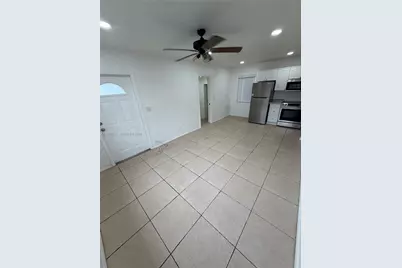 830 SW 6th St #3, Hallandale Beach, FL 33009 - Photo 1