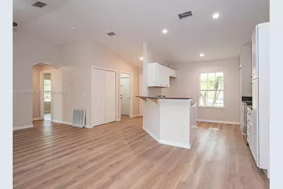 8265 97th Ave, Vero Beach, FL 32967 - Photo 9