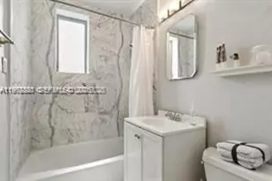 730 12th St, Miami Beach, FL 33139 - Photo 5