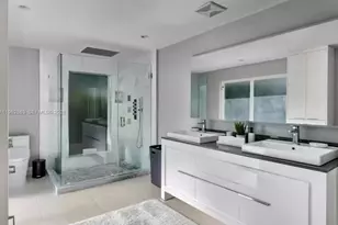 1019 NE 115th St, Biscayne Park, FL 33161 - Photo 19