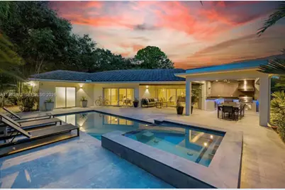 1019 NE 115th St #1019, Biscayne Park, FL 33161 - Photo 1