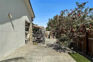 12201 SW 194th Terrace, Miami, FL 33177 - Photo 33