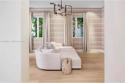 745 NE 77th St, Miami, FL 33138 - Photo 5