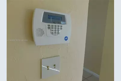 10121 W Jessamine St #10121, Miami, FL 33157 - Photo 17