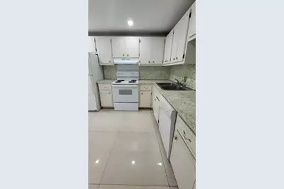 445 NE 195th St #127, Miami, FL 33179 - Photo 3