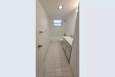 445 NE 195th St #127, Miami, FL 33179 - Photo 11