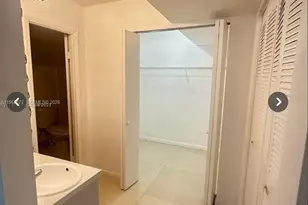 445 NE 195th St, Miami, FL 33179 - Photo 19