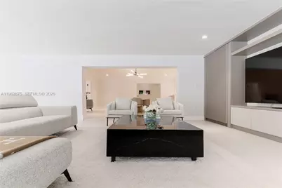 7300 SW 77th Ave, Miami, FL 33143 - Photo 9