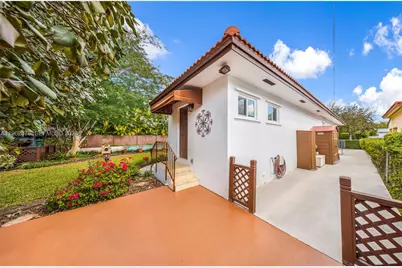 564 De Leon Dr, Miami Springs, FL 33166 - Photo 43