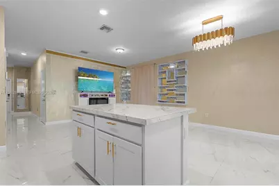 1130 SW 6th Ct, Homestead, FL 33034 - Photo 9