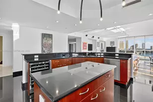 6000 Island Blvd, Aventura, FL 33160 - Photo 15