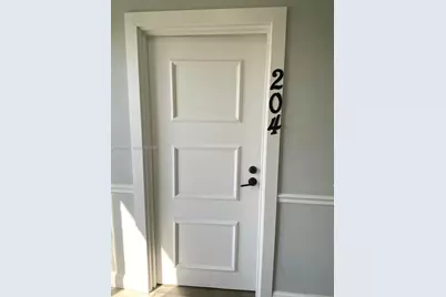 628 SW 16th Ave #204, Miami, FL 33135 - Photo 3