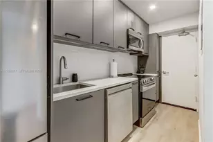 1000 West Ave, Miami Beach, FL 33139 - Photo 3