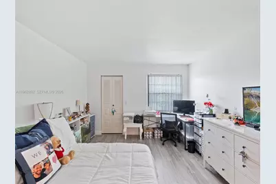 13250 SW 7th Ct #317L, Pembroke Pines, FL 33027 - Photo 11