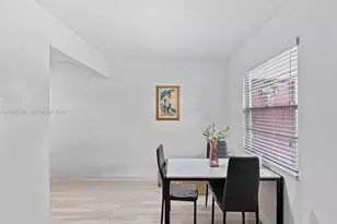 13250 SW 7th Ct, Pembroke Pines, FL 33027 - Photo 7