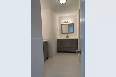 9719 N New River Canal Rd #308, Plantation, FL 33324 - Photo 23