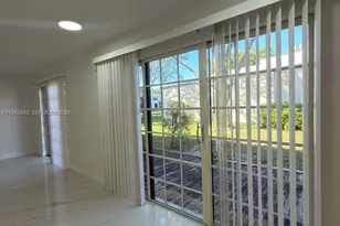 9719 N New River Canal Rd, Plantation, FL 33324 - Photo 5