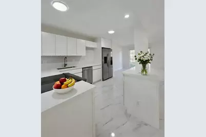 9719 N New River Canal Rd #308, Plantation, FL 33324 - Photo 11