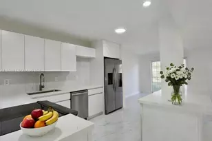 9719 N New River Canal Rd, Plantation, FL 33324 - Photo 11