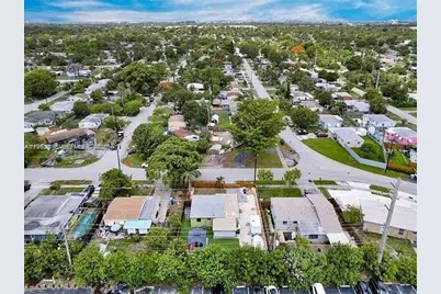 2730 NE 16th Ave, Pompano Beach, FL 33064 - Photo 5