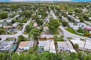 2730 NE 16th Ave, Pompano Beach, FL 33064 - Photo 5