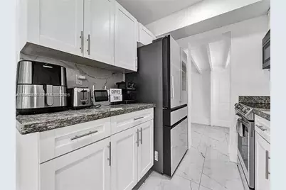 2730 NE 16th Ave, Pompano Beach, FL 33064 - Photo 13