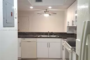 8520 SW 212th St, Cutler Bay, FL 33189 - Photo 3