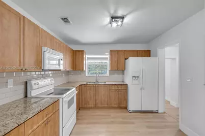 16350 NW 37th Ave, Miami Gardens, FL 33054 - Photo 11