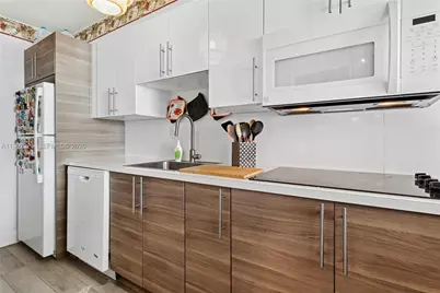 1255 Collins Ave #508, Miami Beach, FL 33139 - Photo 7