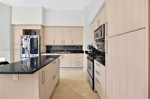 16500 Collins Ave, Sunny Isles Beach, FL 33160 - Photo 11